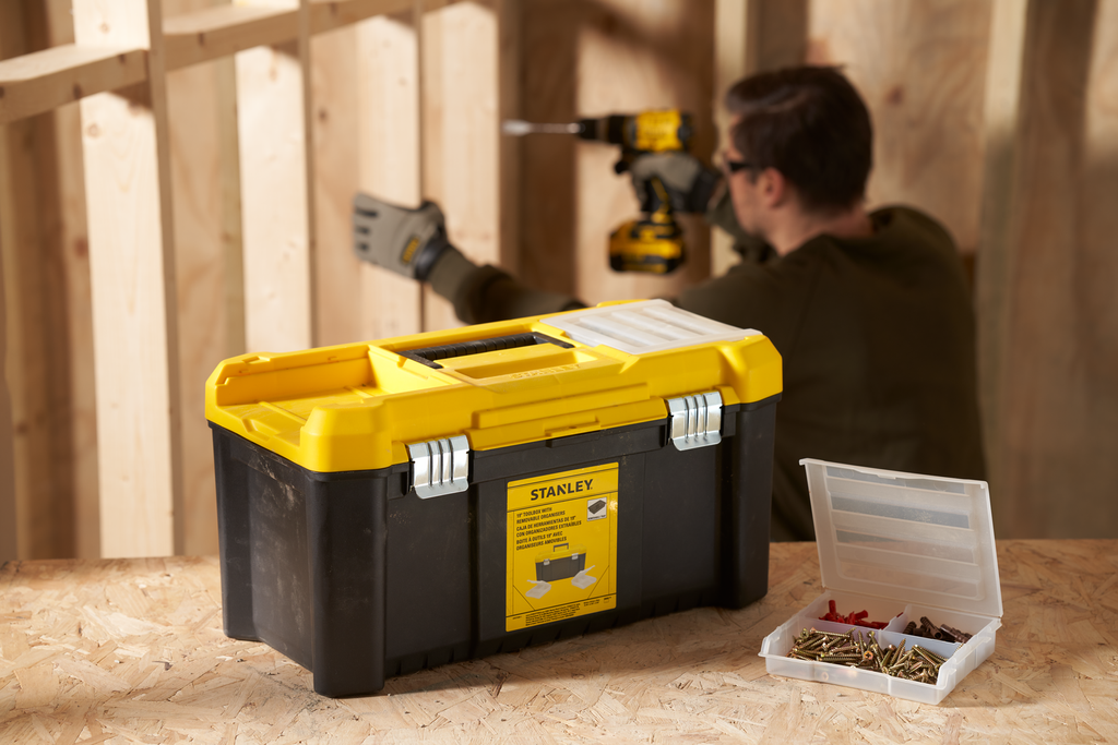 Cassetta degli attrezzi STANLEY ESSENTIAL 485x251x248mm 16,8l