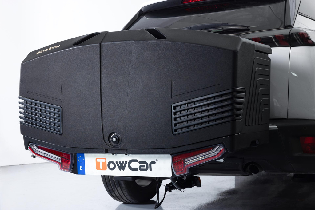 Towbox V3 Black LED Edition - box portabagagli da gancio di traino