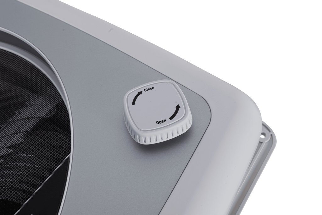 Ventilatore da tetto automatico PUNDMANN PLUS FAN per camper con illuminazione e tendina avvolgibile 400×400mm