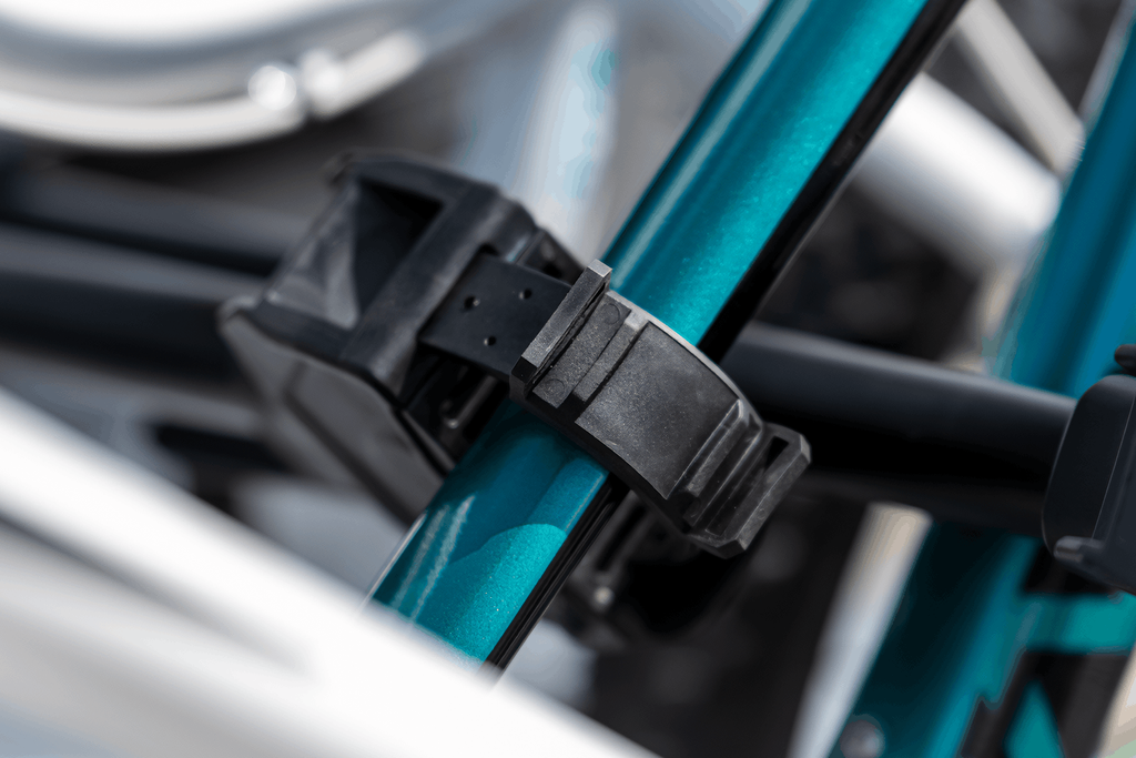 Inter Pack Velox 3 LED - portabici pieghevole da gancio di traino per 3 biciclette con luci a LED