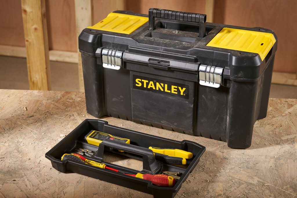Cassetta portautensili STANLEY ESSENTIAL STST1-75521, dimensioni 480x250x250 mm, capacità 16,8 l.