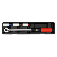 Set di 4 chiavi dinamometriche YATO da 1/2" 40–220Nm per la sostituzione delle ruote